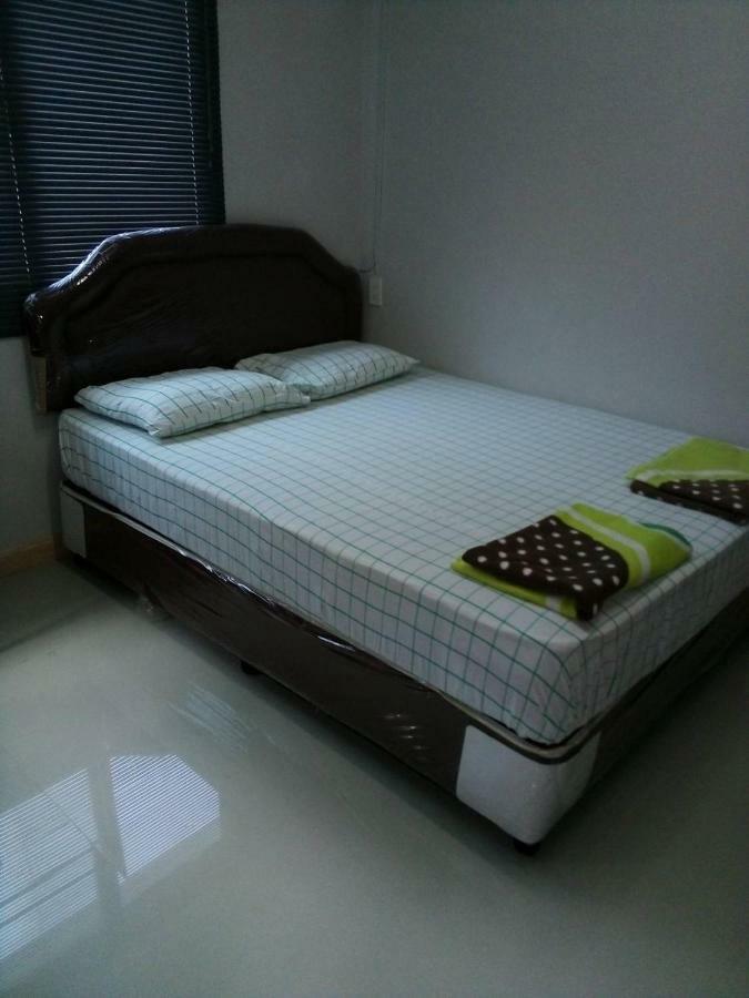 Apartamento 808 Bangkok Exterior foto